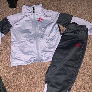 Nike infant set full zip jacket and pants